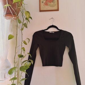 Happily Grey Women’s Black Slimming Contour Pullover Sweater sz. XS